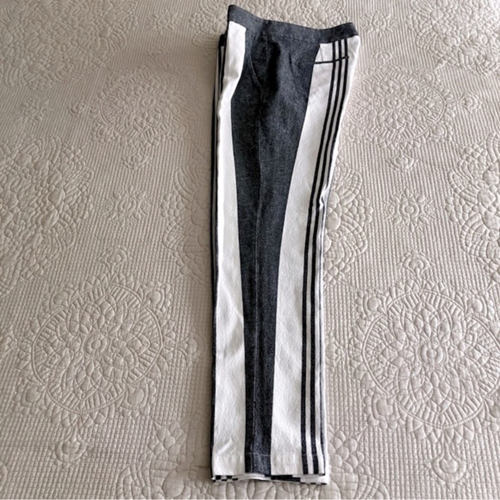 Vince sample piece blue/white cotton vertical striped pants
